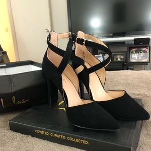 Lulus black heels